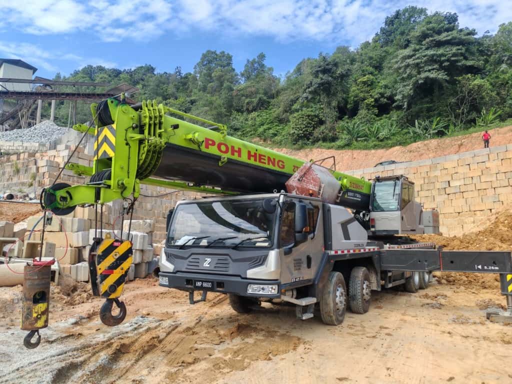 Poh Heng Crane Sdn Bhd Fleet